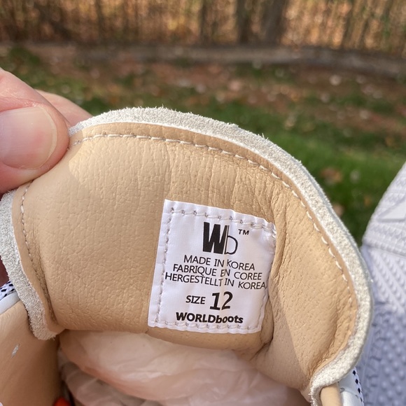 World Boot men’s white sneakers. Size 12 leather and suede. Removable insole. - Picture 7 of 10